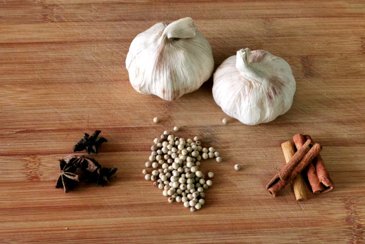 spices for Bak Kut Teh