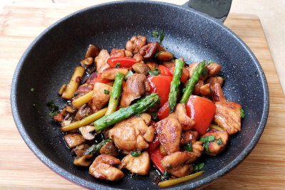 Chicken teriyaki stir-fry finish and serve