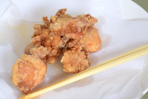 drain oil of karaage chciken