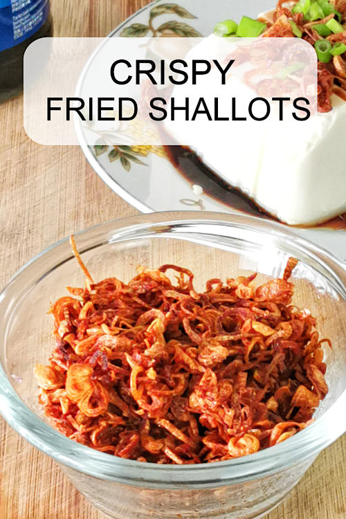 Try this crispy fried shallots recipe. Best as the toppings for noodles, congee, rice and stir-fried dishes. The shallots oil is just incredibly aromatic.