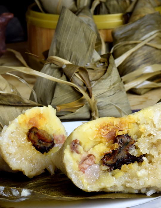 Zongzi recipe. Howe to make Cantonese style zongsi.