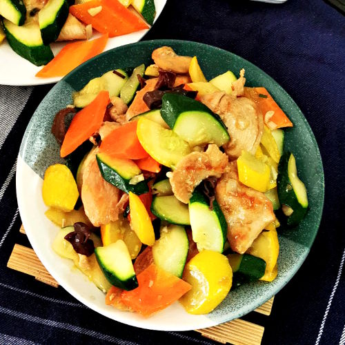 Zucchini stir fry image