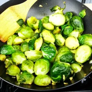 Brussels sprouts stir-fry (1) featured image