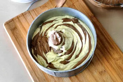 Marble cake - add batter alternatively