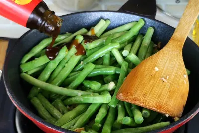 Sauteed green bean - season the green bean