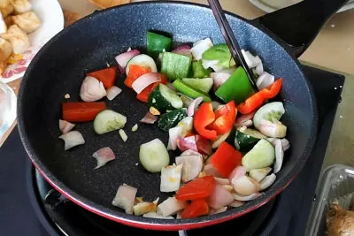 sweet and sour tofu - sir fry vegetables